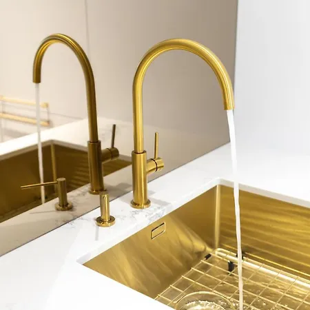 Srebrna Luxury - Fabrykancka - Wnetrza Premium * وودج