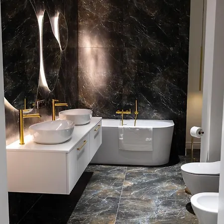 Srebrna Luxury - Fabrykancka - Wnetrza Premium