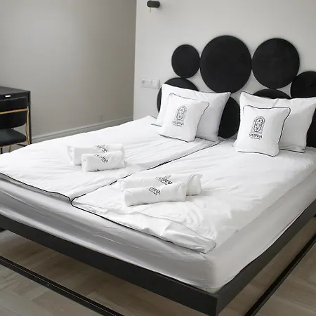 Srebrna Luxury - Fabrykancka - Wnetrza Premium وودج