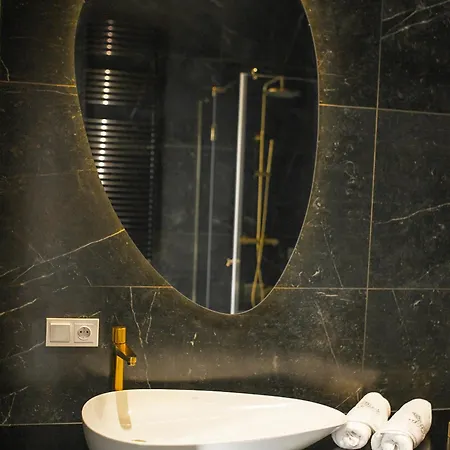 Srebrna Luxury - Fabrykancka - Wnetrza Premium * Lodz (Lodz)