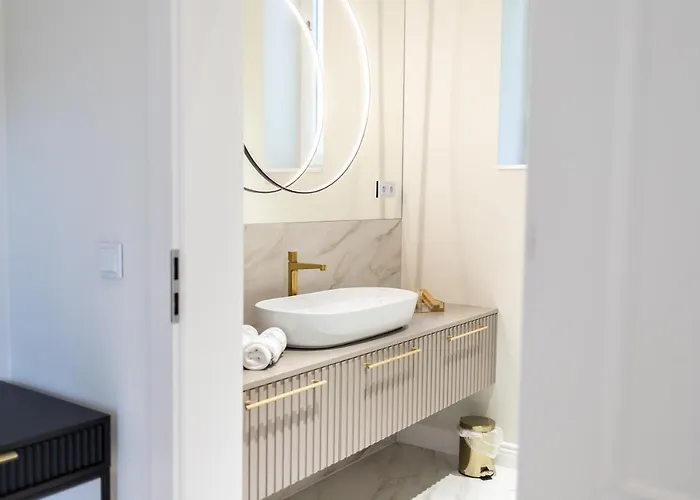 Srebrna Luxury - Fabrykancka - Wnetrza Premium