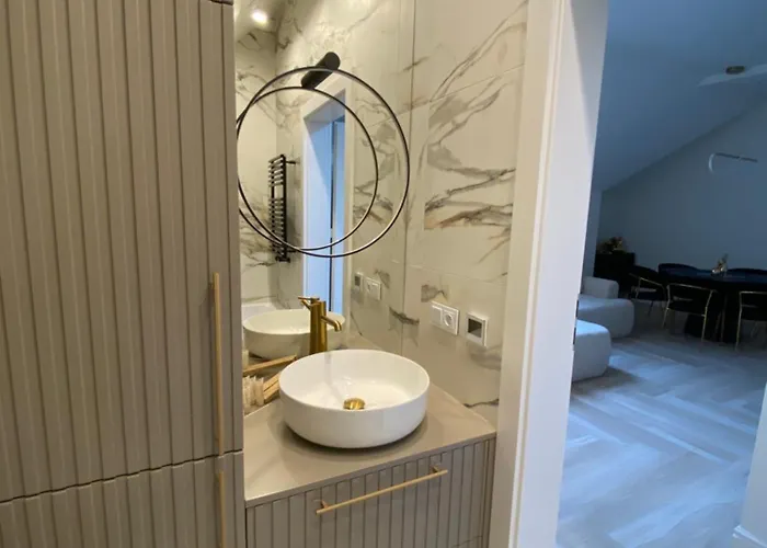 Srebrna Luxury - Fabrykancka - Wnetrza Premium Lodž