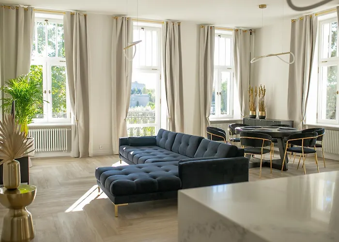 Srebrna Luxury - Fabrykancka - Wnetrza Premium